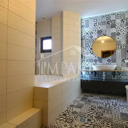 Two Bedroom - Botanical Garden *